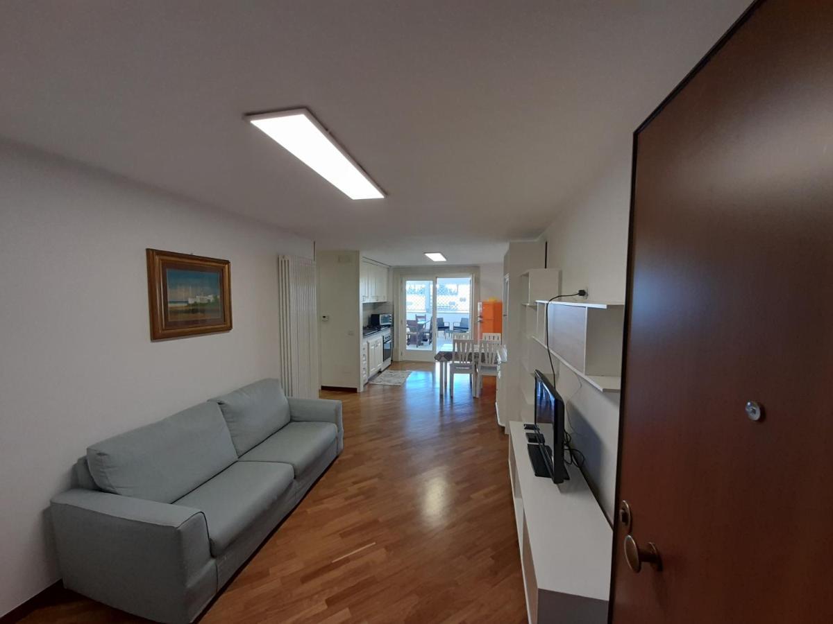 Dimora Emilia Apartment *